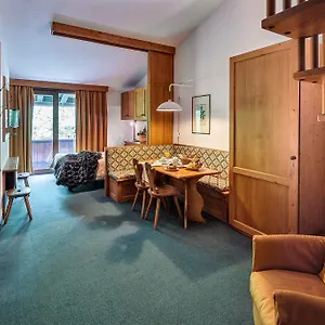 Hotel Cristallino D'Ampezzo מלון